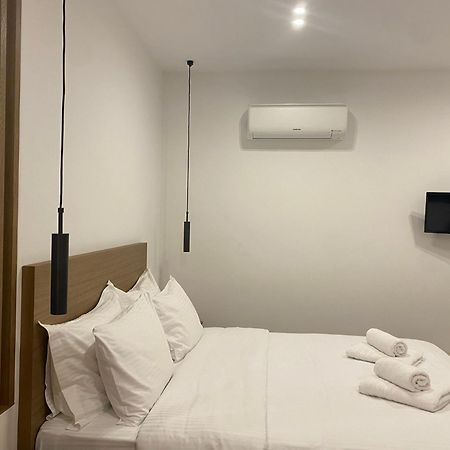 Lithos Apartamento Káto Loutrákion Exterior foto