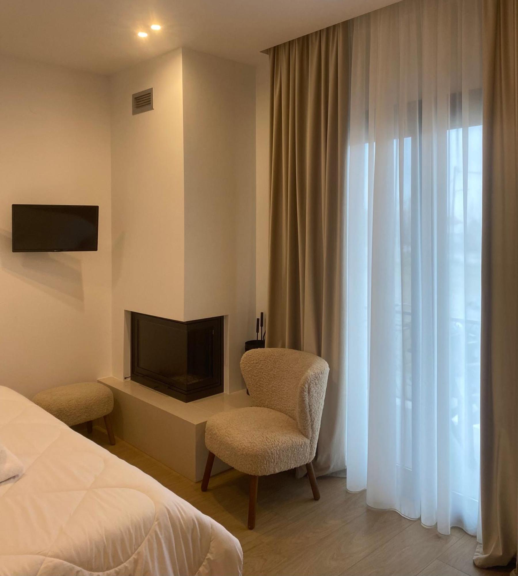 Lithos Apartamento Káto Loutrákion Exterior foto